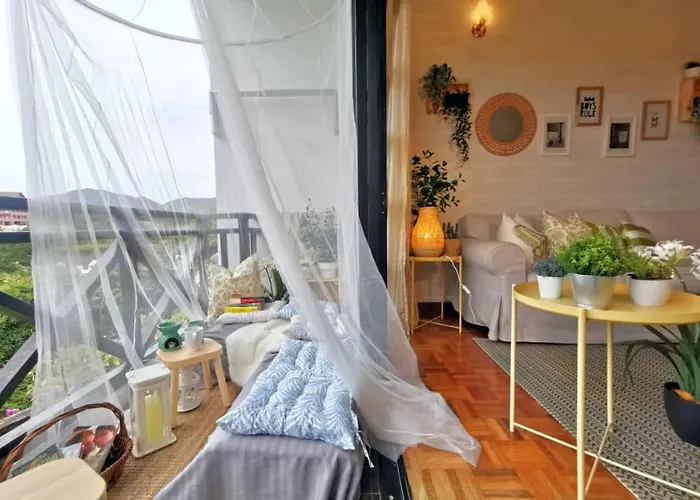 My Garden Cottage @ 花の屋